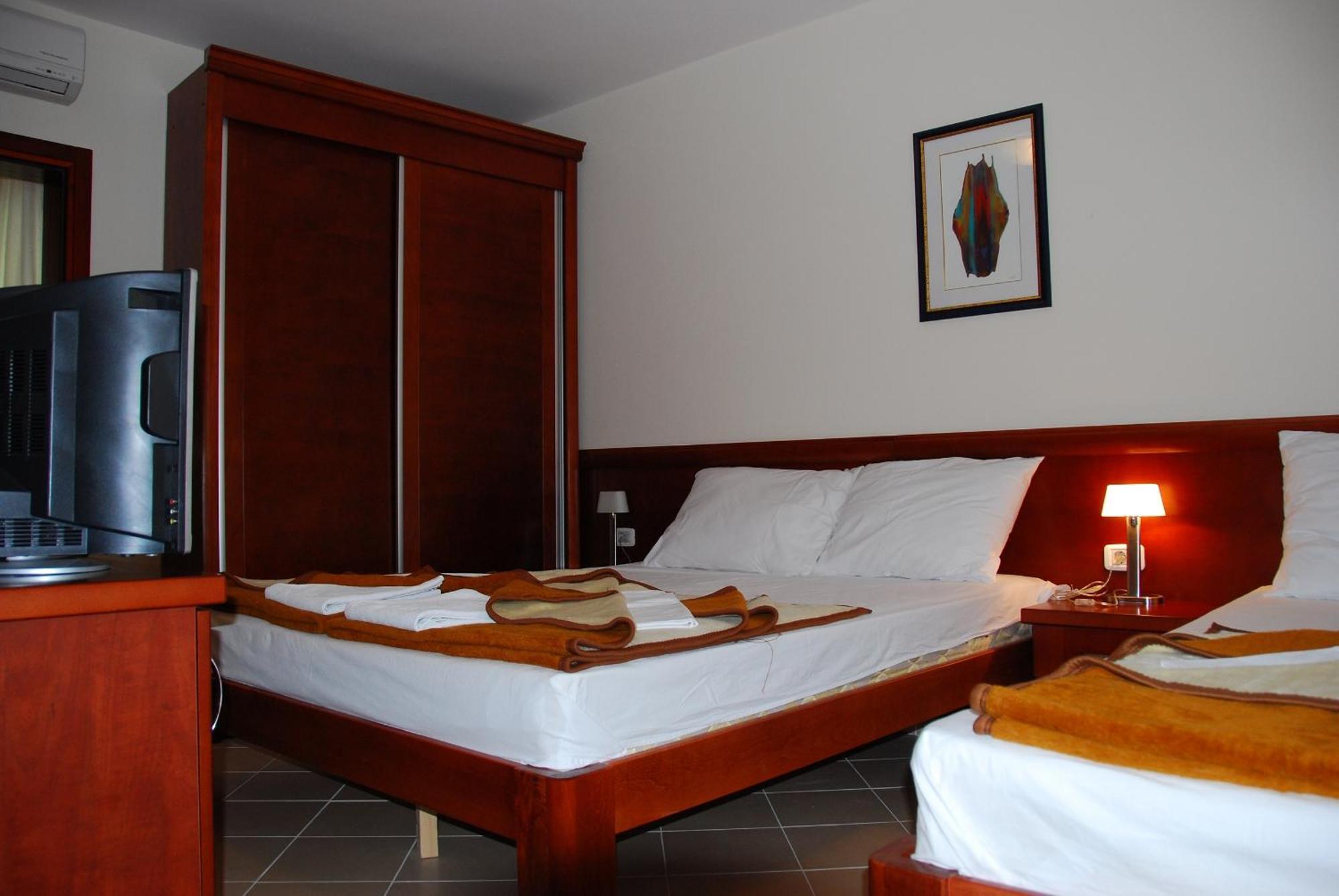 Apartments Krapina Budva Dış mekan fotoğraf