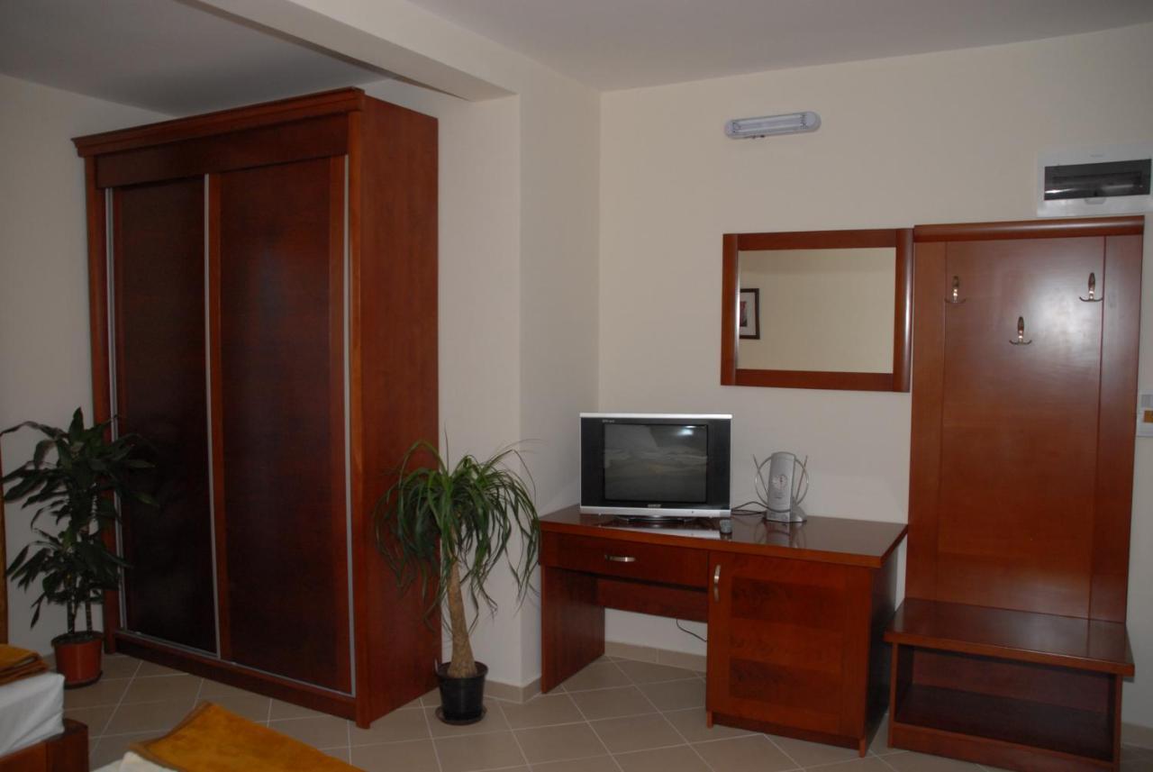 Apartments Krapina Budva Dış mekan fotoğraf